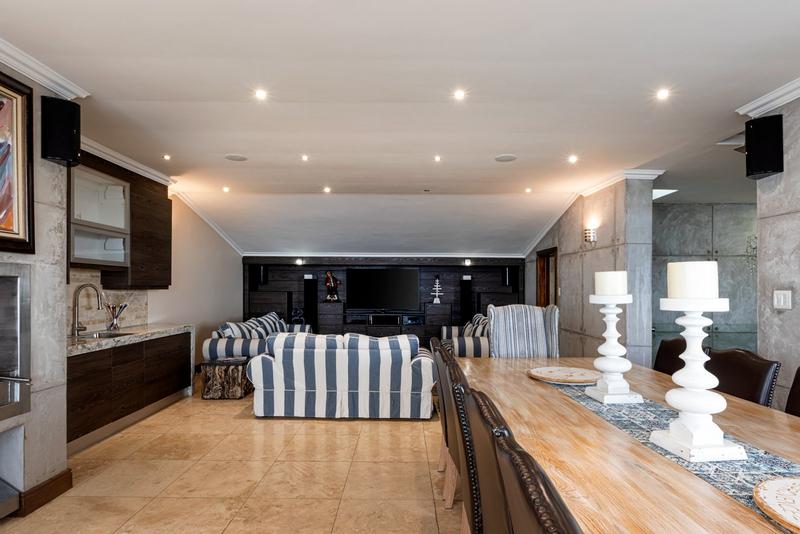 6 Bedroom Property for Sale in Pinnacle Point Golf Estate Western Cape